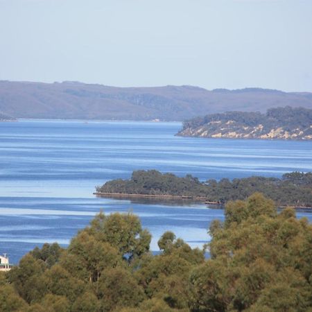 Harbour Lookout Strahan Exterior foto
