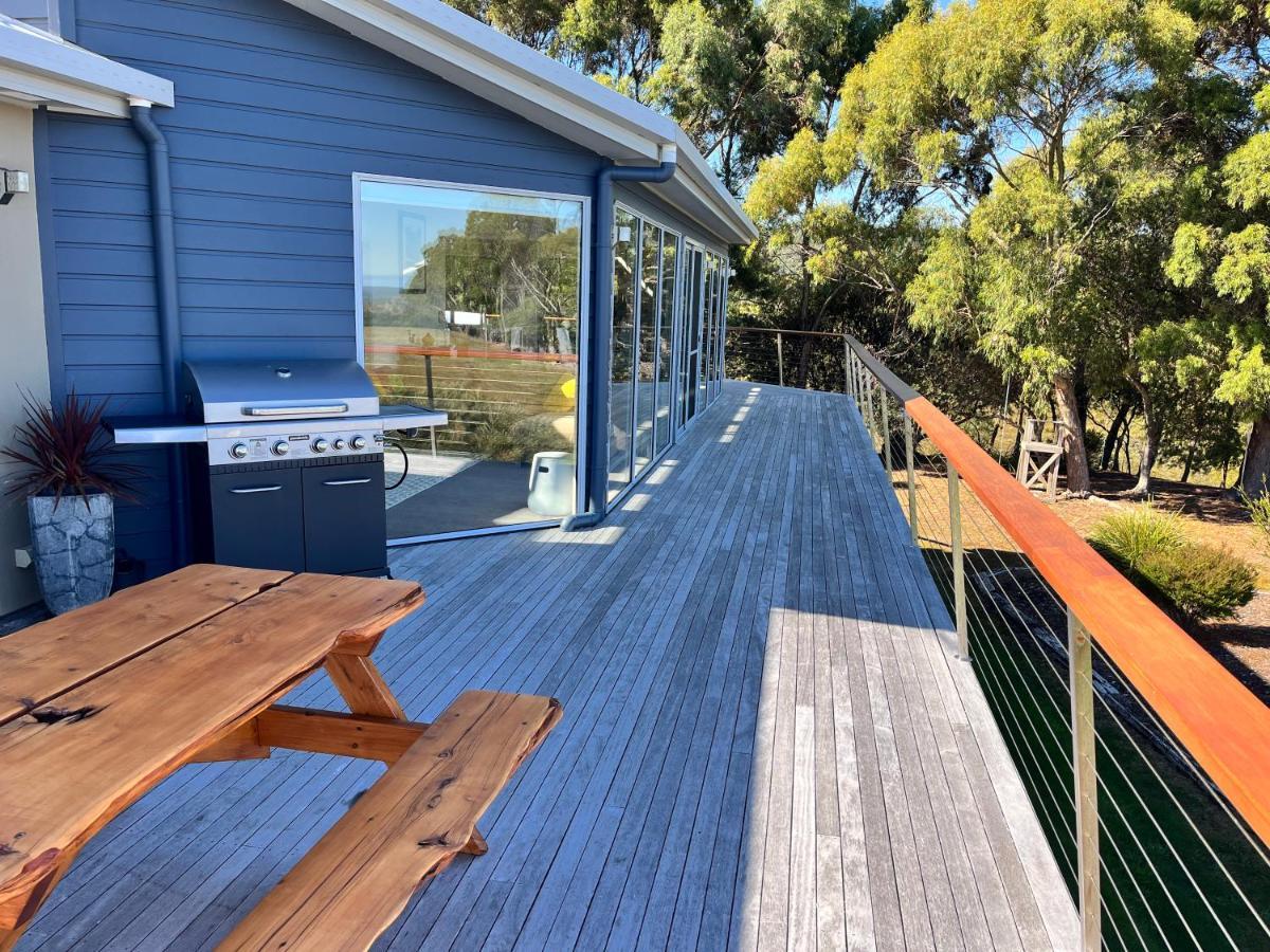 Harbour Lookout Strahan Exterior foto